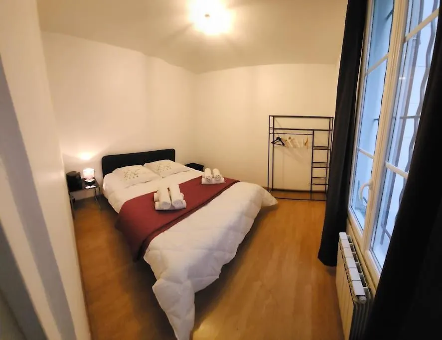 Logement Entier 2P Париж Апартаменты